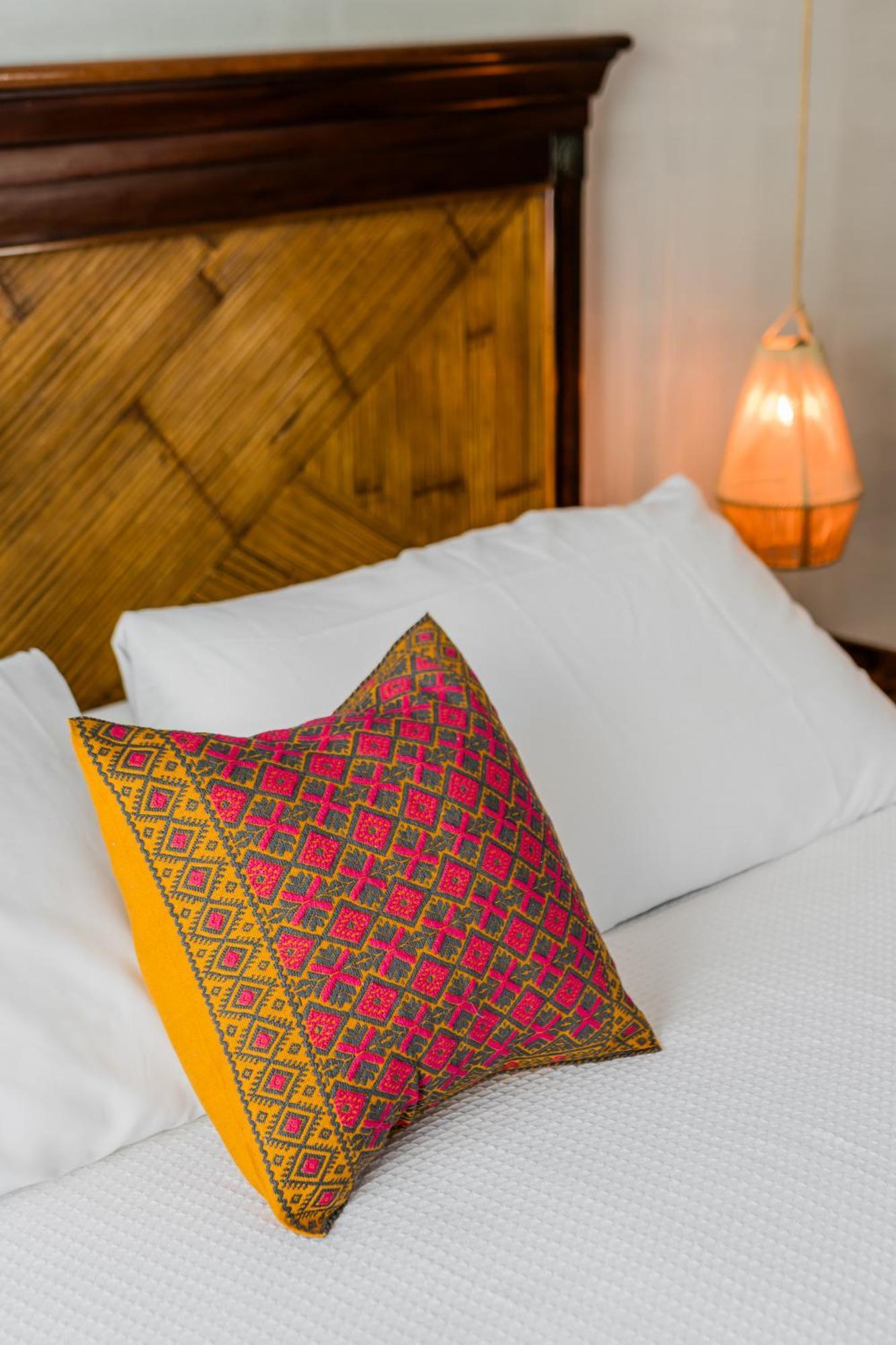 *Casa Aluxes- Guesthouse* Cancun Bagian luar foto